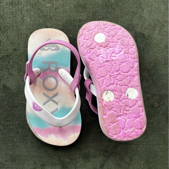 $5 ADD ON 💥 Roxy Toddler Sandals 5/6T - Picture 3 of 4